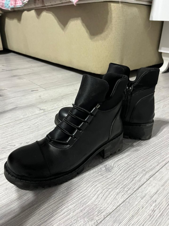 Siyah Kadın Goth Topuklu Bot - Görsel 2