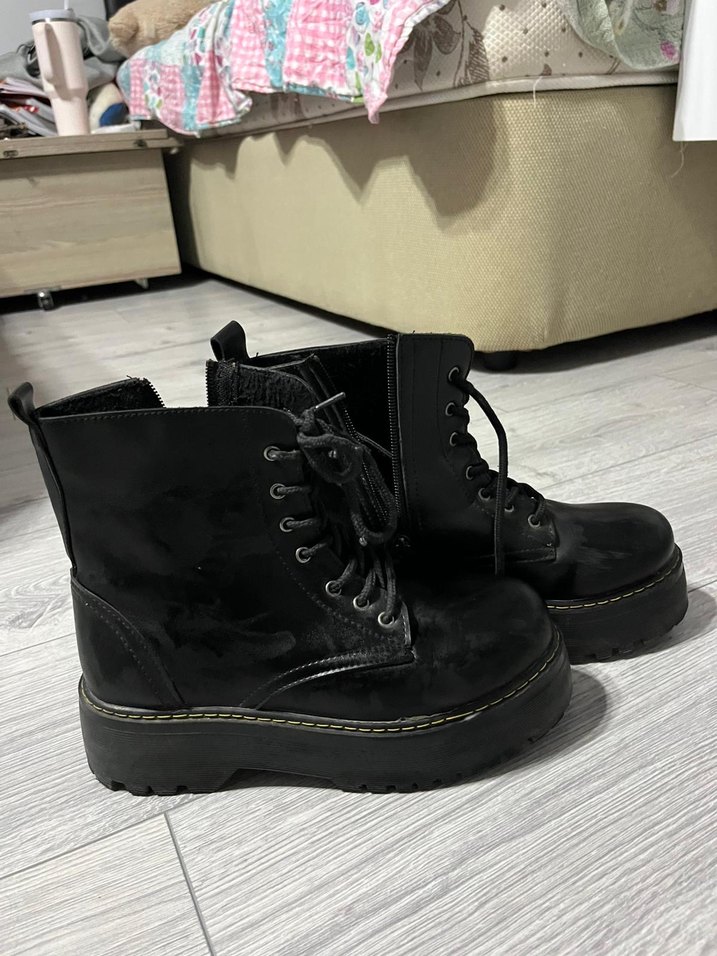 Siyah Platform Topuklu Punk Botlar - Görsel 3