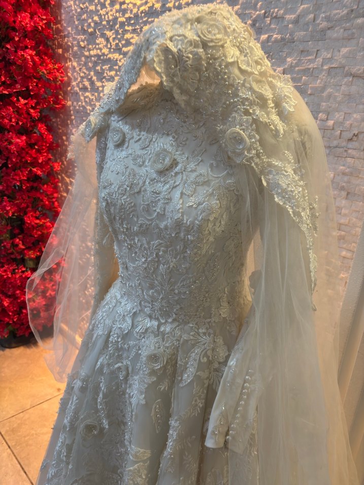 Uzun Kollu Straplez Vintage Gelinlik - Görsel 3