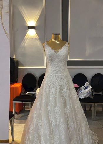 Klasik V Yaka A Kesim Gelinlik - Görsel 2