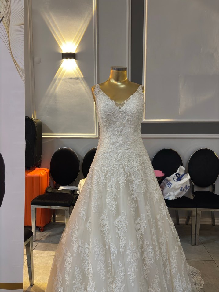 Klasik V Yaka A Kesim Gelinlik - Görsel 2