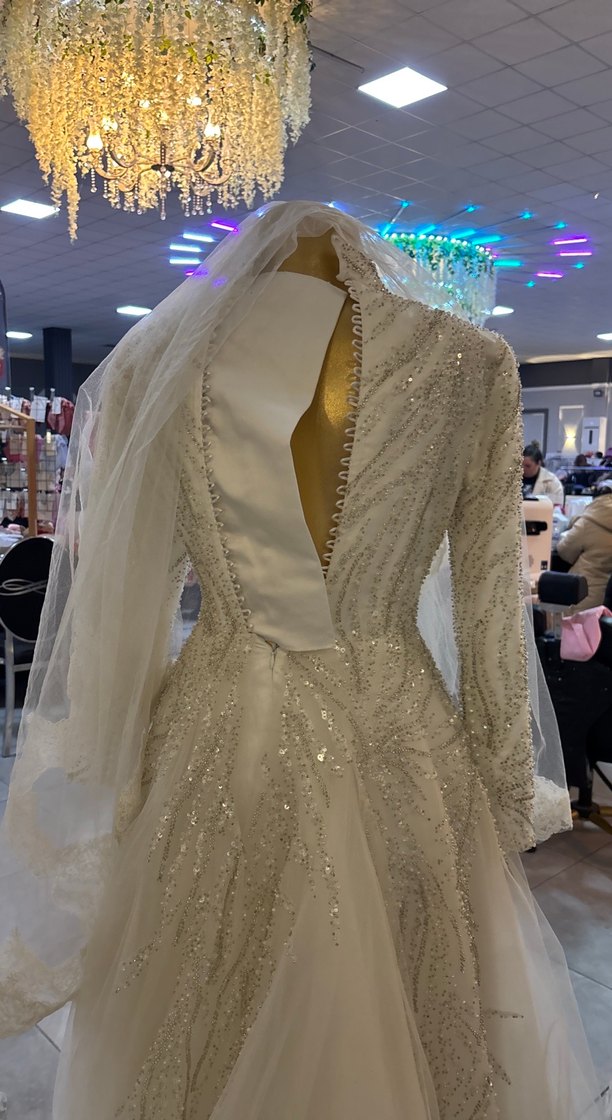 Uzun Kollu Straplez Prenses Gelinlik - Görsel 3