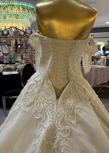 Parlak Beyaz Prenses Gelinlik - Görsel 5