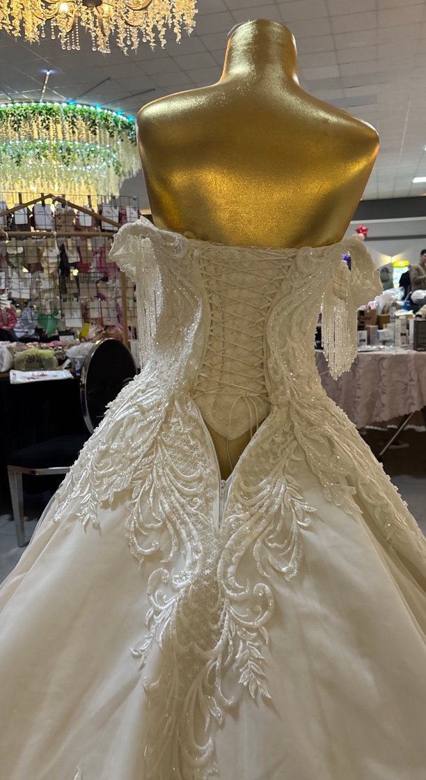 Parlak Beyaz Prenses Gelinlik - Görsel 5