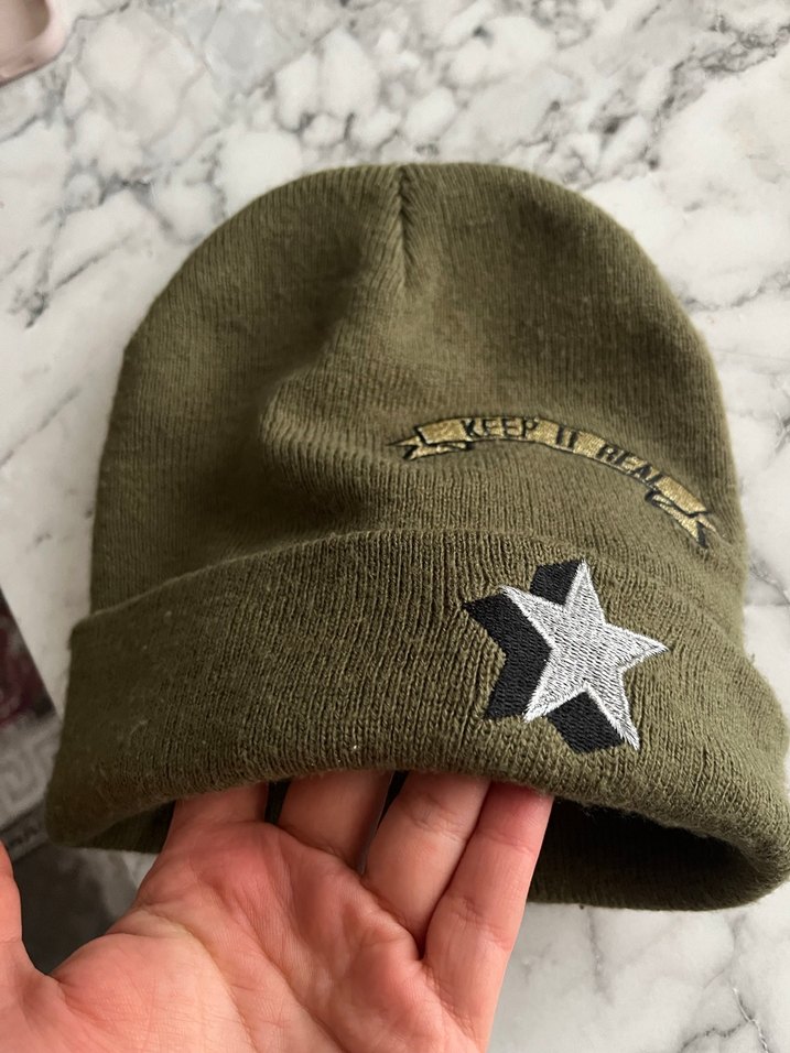 Gri Nakışlı Kadın Bere - Görsel 3