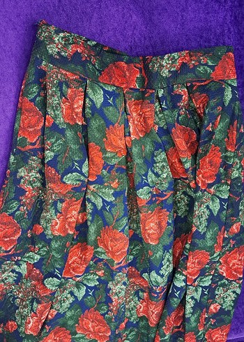 Çiçek Desenli Piliseli etek - Görsel 2