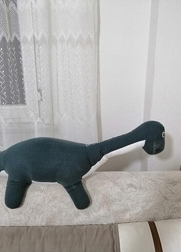 Peluş dinazor