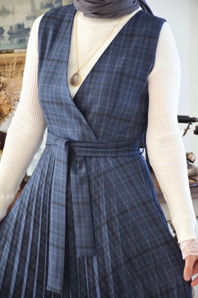 Piliseli Lacivert Ekose Uzun Elbise - Görsel 2