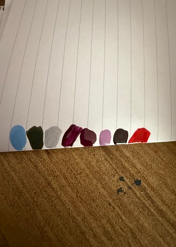 Zara Renkli ojeler ve Şeffaf Takma Tırnaklar