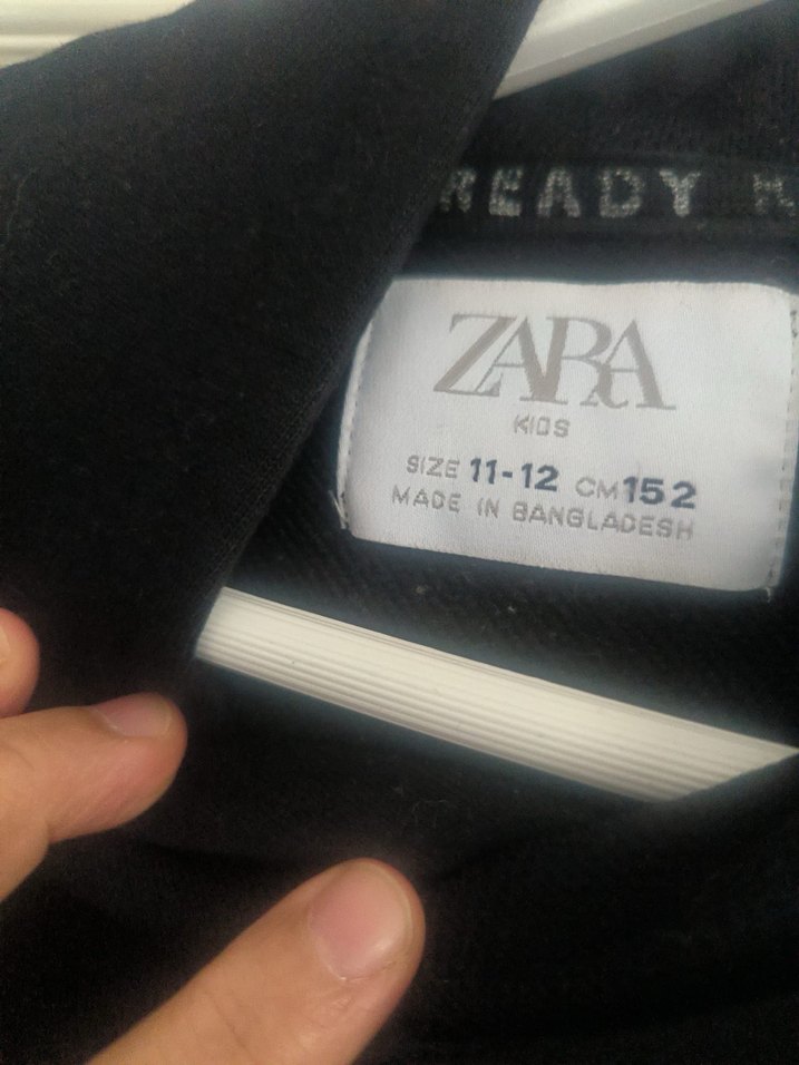 Kapüşonlu Siyah Çocuk Sweatshirt - Görsel 4