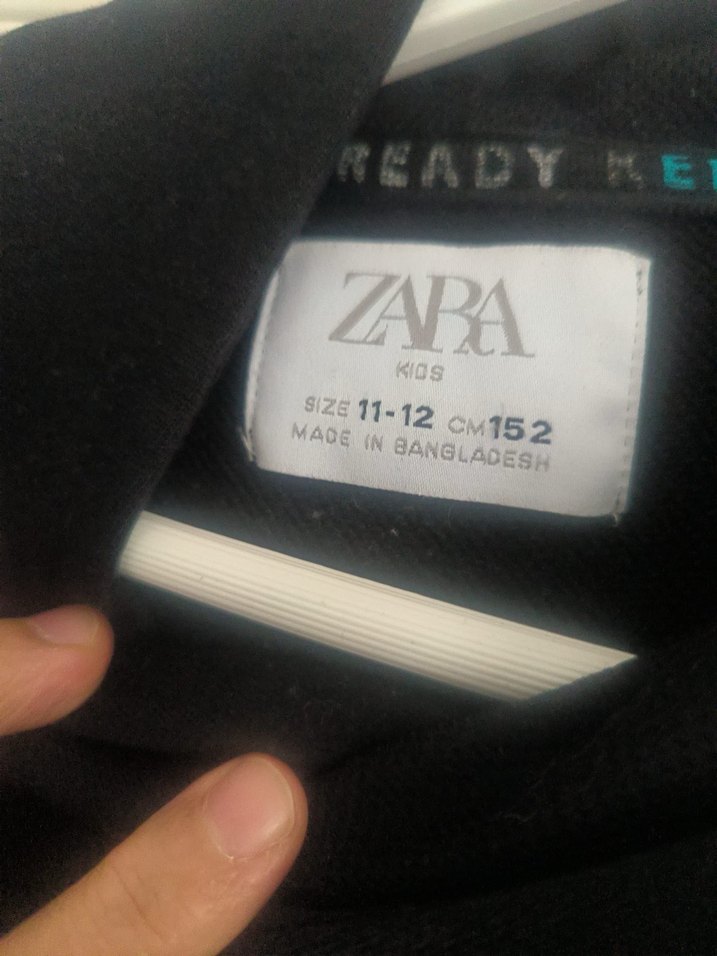 Kapüşonlu Siyah Çocuk Sweatshirt - Görsel 2