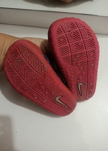 21 Beden pembe Renk Nike Kız Çocuk Renkli Velcro Sandalet