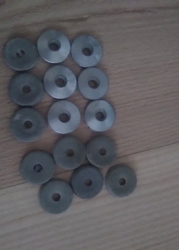 Beden Gri Metal görünümlü pul