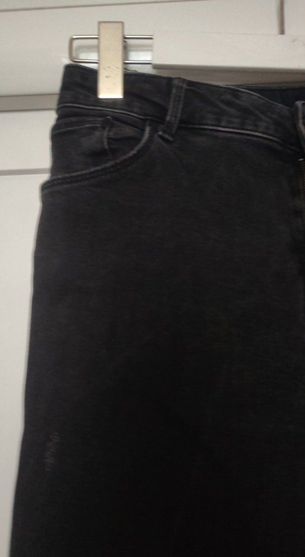 Siyah Kemerli Dar Kesim Kadın Kot Pantolon - Görsel 4