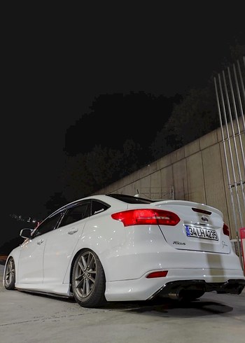 Ford Focus Air
