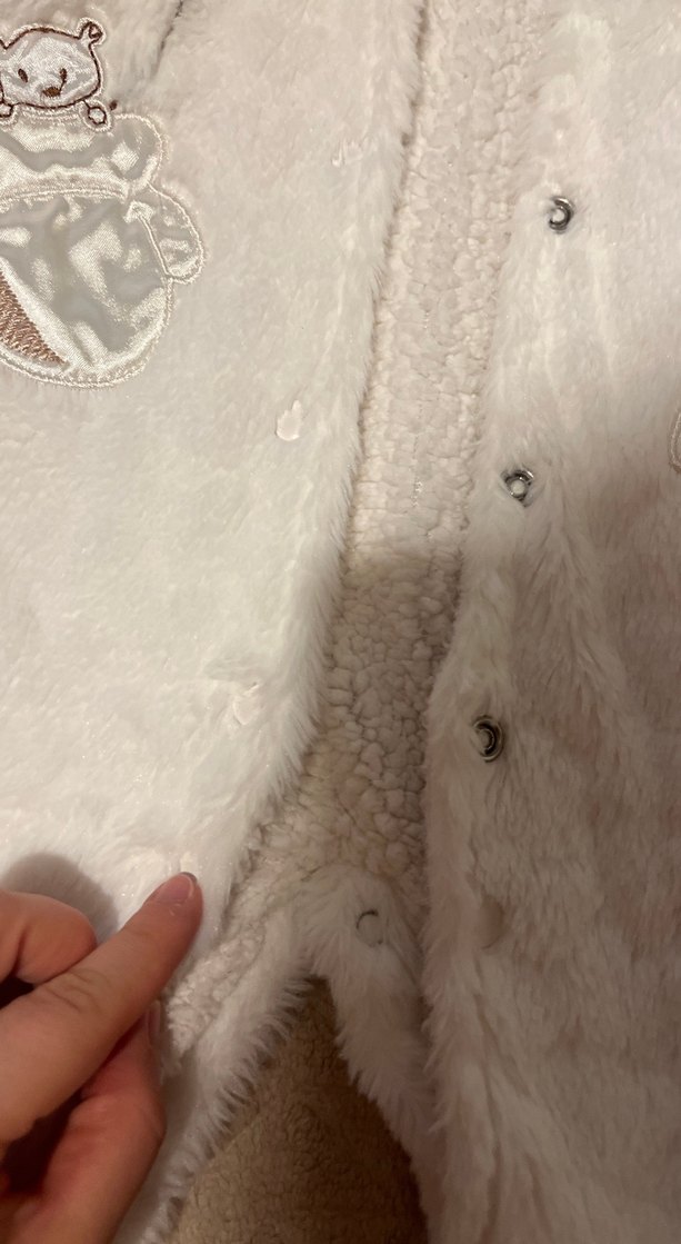 Bebek Kız  ya da Erkek Beyaz Kapüşonlu Kürklü Tulum - Görsel 3