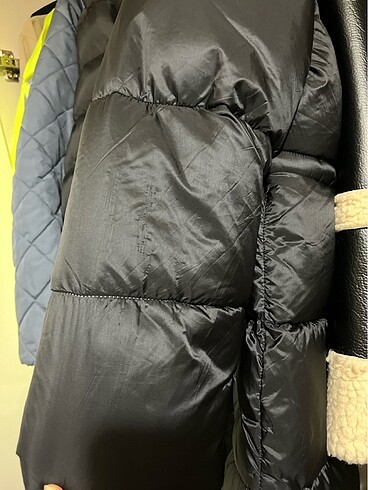 Mango su geçirmez kapitone mont - Görsel 12