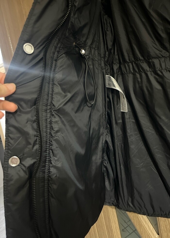 Mango su geçirmez kapitone mont - Görsel 5