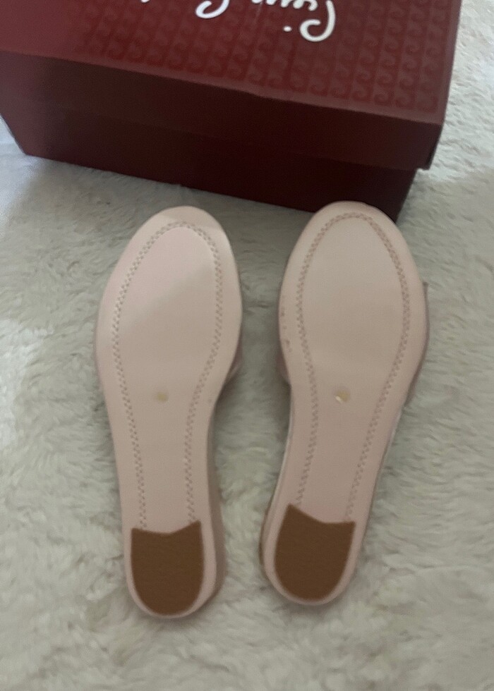 Pierre cardin tüylü çeyiz bohçası terliği - Görsel 2