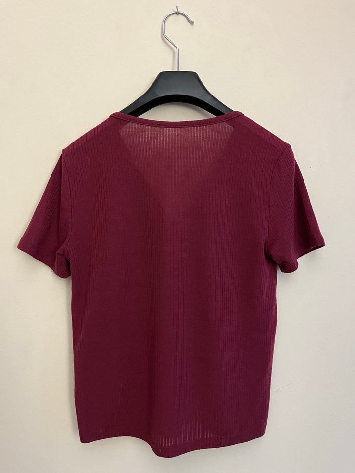 Bordo V Yaka Kısa Kollu Kadın Tişört - Görsel 2