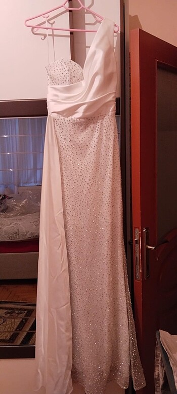 Nikah elbisesi