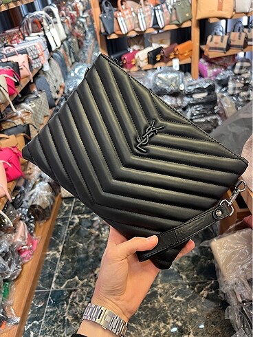 Ysl cluch