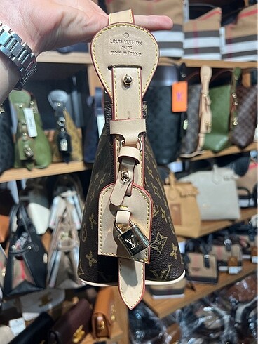 Louis Vuitton LOUİS VUİTTON ALL İN BB