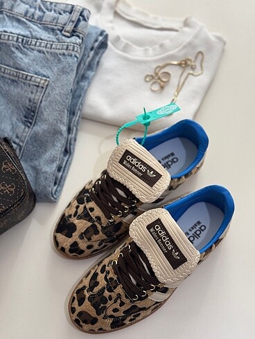 diğer Beden Leopar Adidas Wales Bonner
