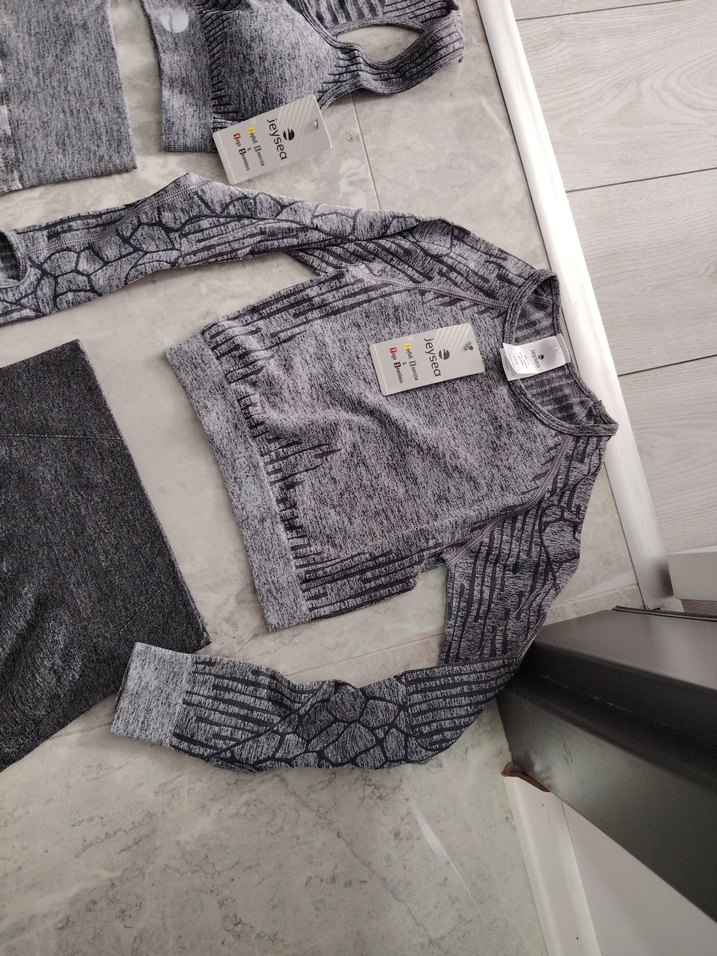 Gri Örme Sporcu Sütyeni Mini Üst - Görsel 5