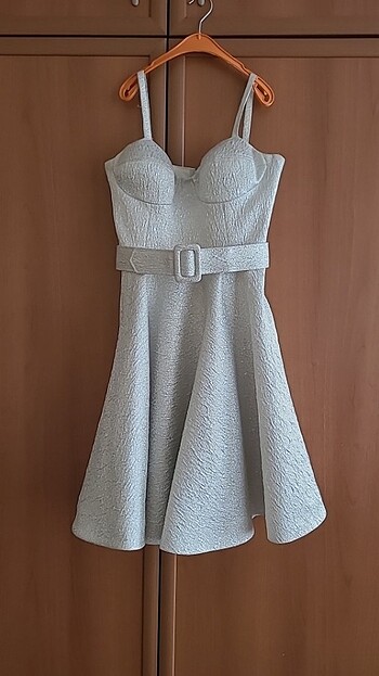 Kısa elbise 