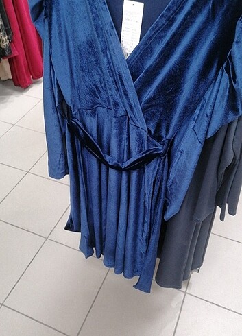 Fransız kadife elbise krevuze yaka  - Görsel 2