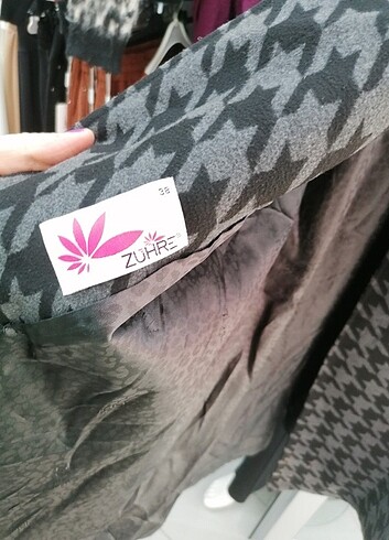 Zühre pardesu  - Görsel 3