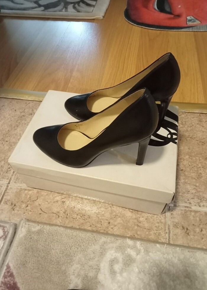 Topuklu ayakkabı - Görsel 2