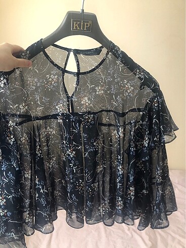 Zara Zara fırfırlı bluz