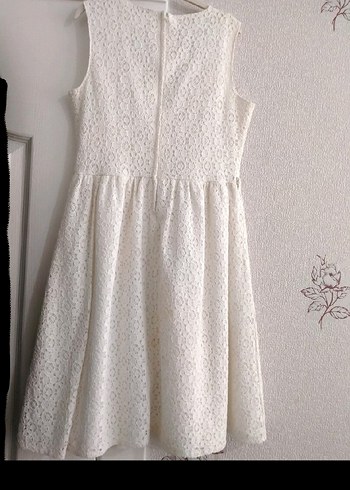 Kız Çocuk Dantel Nakışlı Kolsuz Elbise - Görsel 4