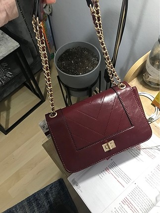 Bordo stradivarius marka hiç kullanılmamış çanta