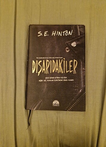 Dışarıdakiler ciltli kitap