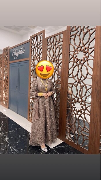 Diğer Midi boyu nişan elbisesi