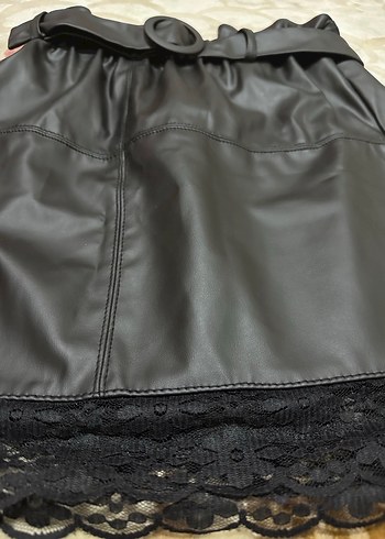 Kemerli Siyah Deri Mini Etek - Görsel 2