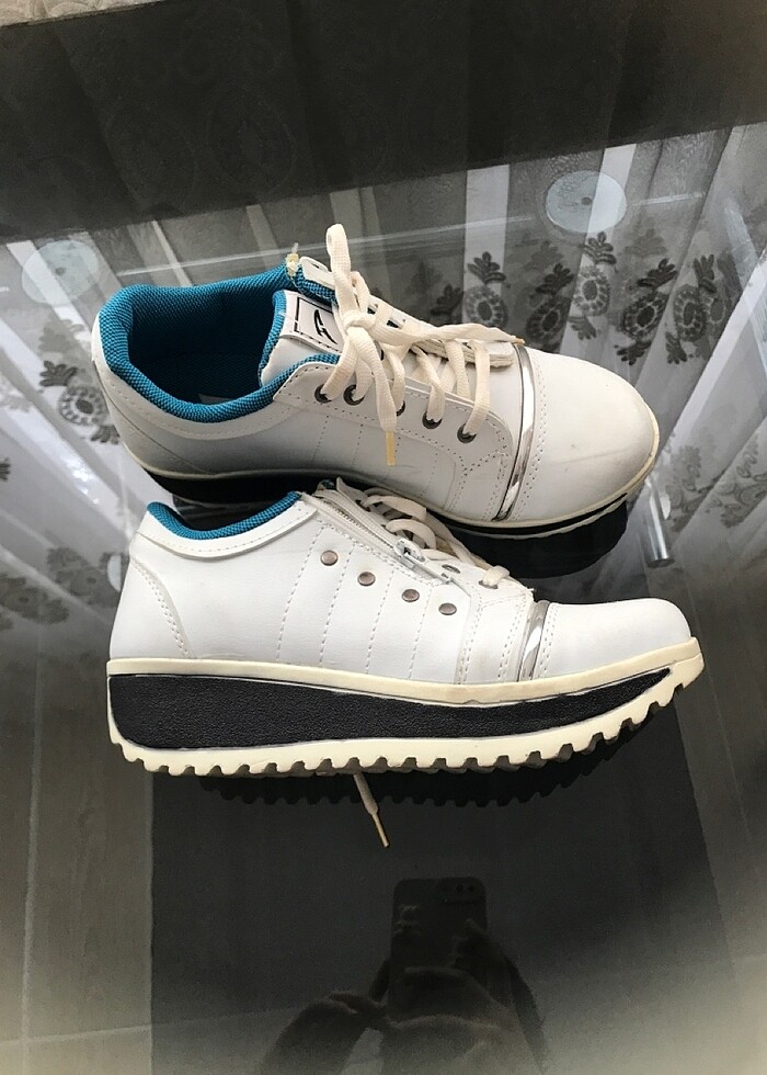 Spor ayakkabı - Görsel 2