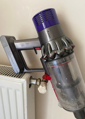 Mor ve Gri Kablosuz Elektrikli Süpürge dyson v10 - Görsel 3