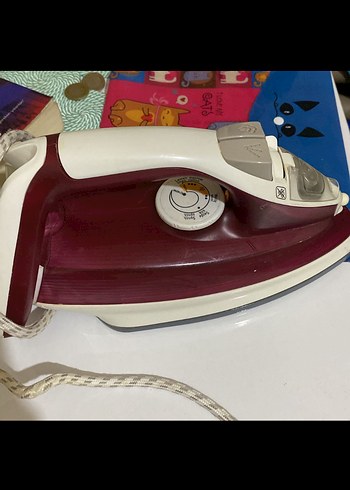 Tefal Parlak Bordo Ütü - Görsel 3