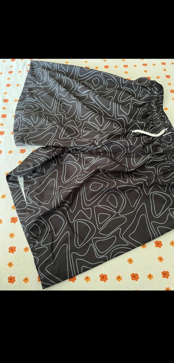 Erkek Siyah Desenli Mini Yüzme Şortu - Görsel 2