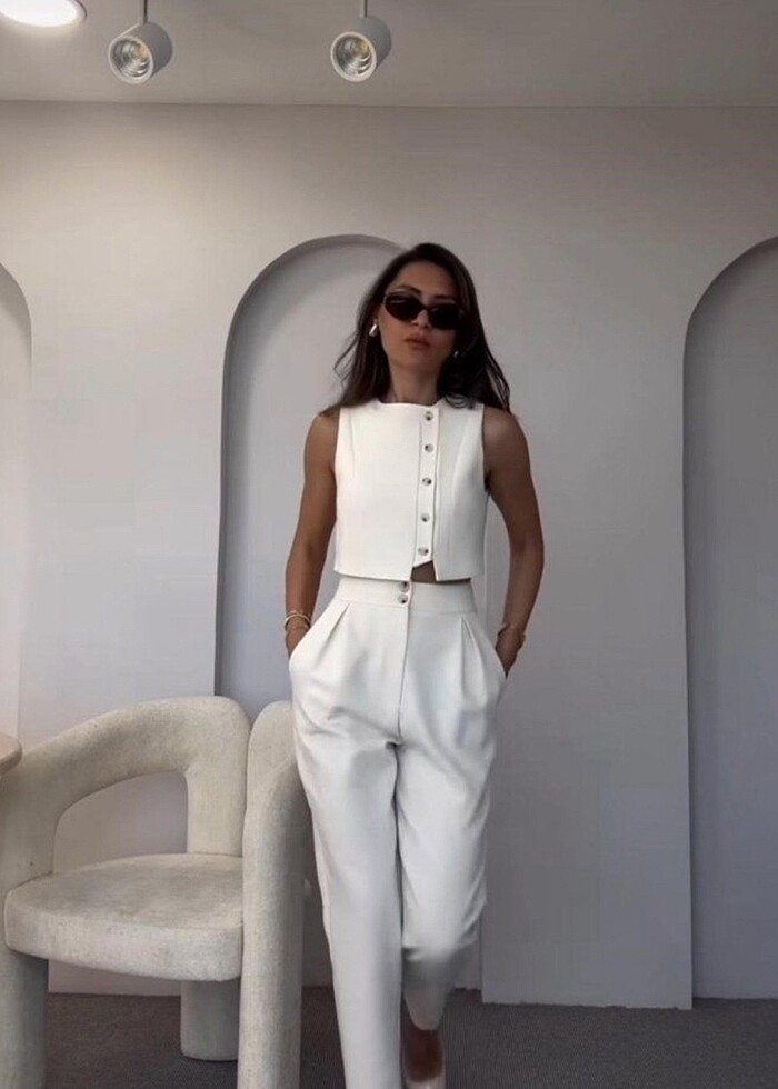 Beyaz takım - Görsel 2