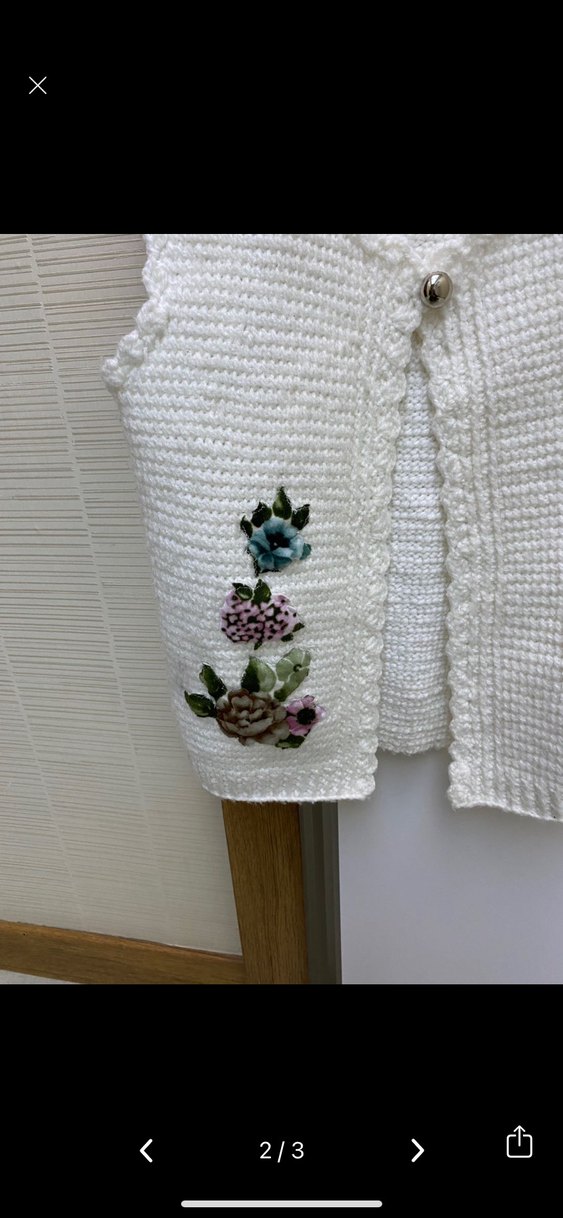 Nakışlı Beyaz Kız Triko Yelek - Görsel 2