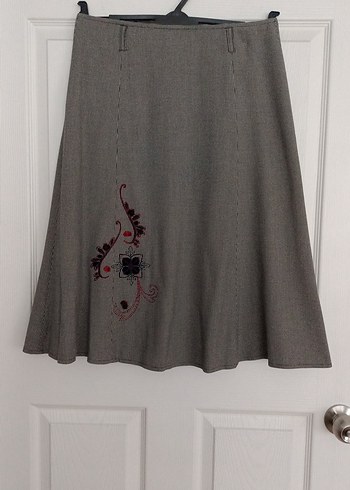 İşlemeli kazayağı kumaş parçalı Etek - Görsel 2