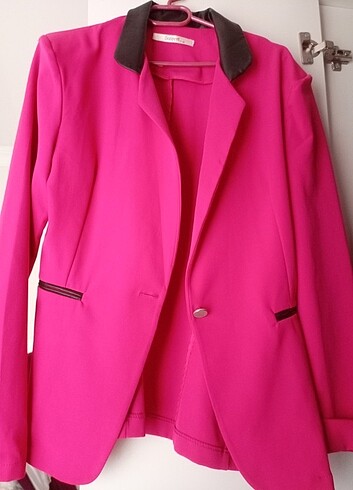 Pembe ceket