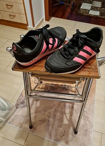 Adidas kadın spor ayakkabı 