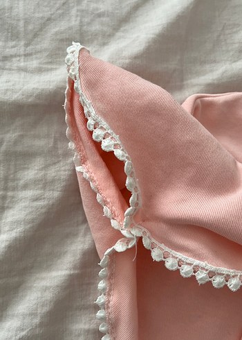 Kız Çocuk Pembe Kapüşonlu Fırfırlı Panço - Görsel 4