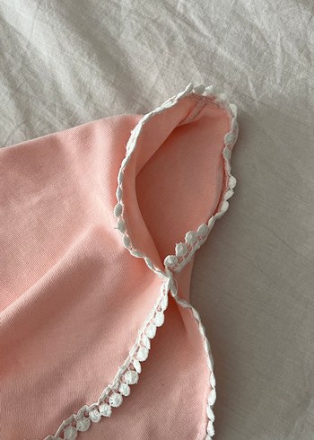 Kız Çocuk Pembe Kapüşonlu Fırfırlı Panço - Görsel 5